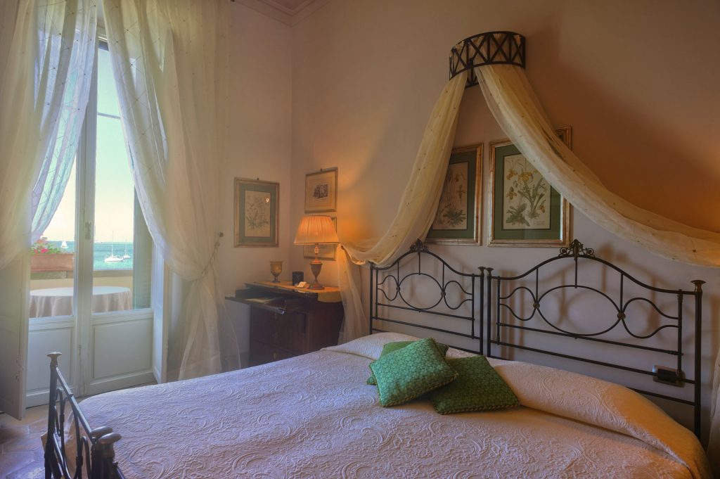 Hotel Villa Ottone Isola d'Elba camera matrimoniale prestige